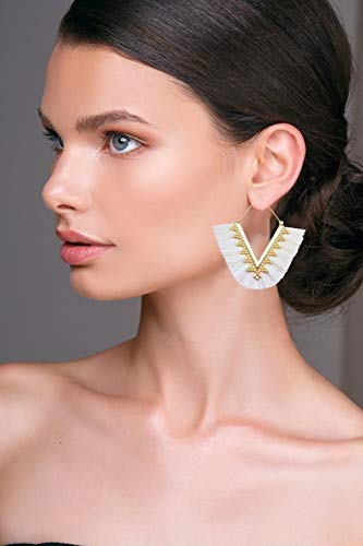 Tassel Hoop Earring Statement Thread Dangle Earrings Stylish Long Fringe Drop Earrings Lightweight Long Swingy French Hook Earrings for Women - color: A Dark Green