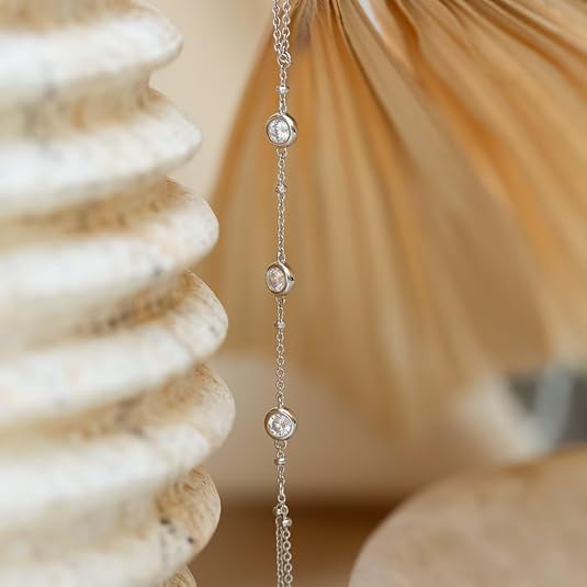 Dainty Gold Hand Chain Bracelet for Women Trendy,Ring Bracelet Hand Chain Bracelets Simple Finger Rings Slave Bracelets Boho Summer Beach Jewelry Accessories - color: Silver cz3