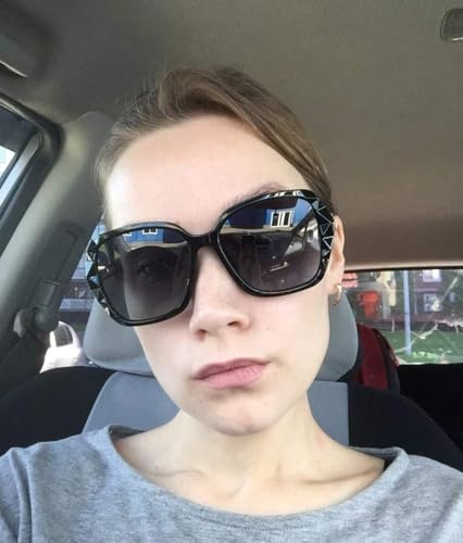 FEISEDY Polarized Women Square Sunglasses Sparkling Composite Shiny Frame B2289 - color: 2 Black/Fade Smoke