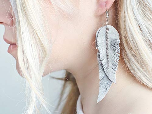 Black shiny Leather Feather Earrings for Women, Lightweight Minimal Boho Dangle Earrings, Small Simple Everyday Jewelry - color: light grey