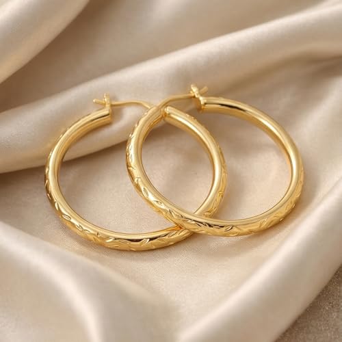 Gold Hoop Earrings 14K Gold Earrings for Women 14K Gold Hoop Earring for Women Leaf-Inspired Engraved Texture Hoops Earring for Womens Hoops 25/30MM - size: 30MM