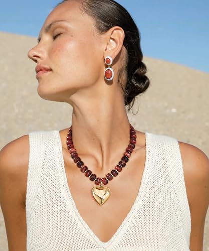 WOWORAMA Chunky Heart Necklaces for Women Colorful Resin Beaded Choker Necklace Gold Puffy Heart Statement Necklace Trendy Acrylic Choker Jewelry - color: Wine-Red