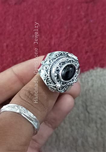 Black Onyx Ring, Poison Box Ring, Black Stone Ring, Birthstone Ring, Locket Ring, Poison Pill Box, Designer Box Ring, Healing Crystal Ring, Secret Message Ring, Natural Black Onyx Jewelry