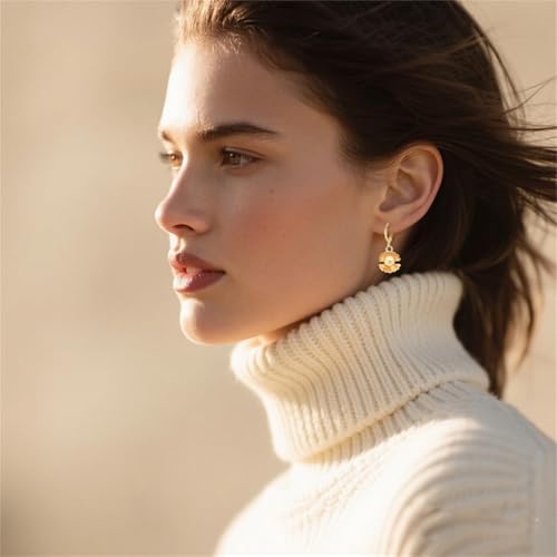 16 Pairs Seashell Conch Earrings Set for Women Dainty 14K Summer Beach Jewelry Starfish/Pearl/Clam/Conch Hoop Earrings Bohemian Summer Beach Holiday Fashion Jewelry Gifts
