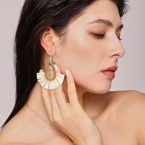 Boho Summer Beach Earrings for Women Lightweight Straw Wicker Earring Statement Raffia Fan Round Tassel Dangle Drop Earrings Hawaii Jewelry - style: White Teardrop