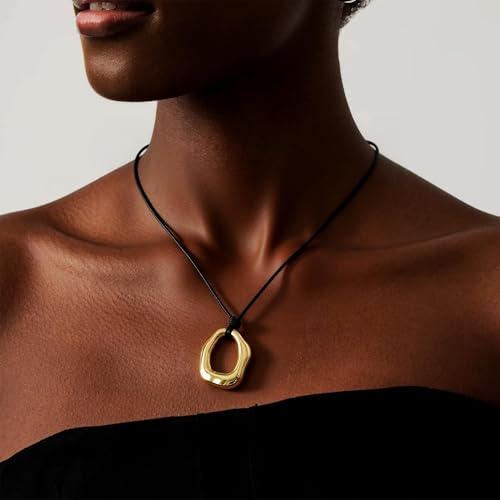 Black Cord Necklace with Gold Circle Pendant Chunky Leather Cord Necklace Large Round Pendant Statement Necklace Long Boho Jewelry Western Outfit for Women - color: A2