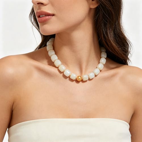 Chunky Colorful Beaded Necklaces for Women Big Bead Boho Choker Necklace Trendy Heart Statement Necklace Summer Beach Jewelry Mothers Day Gifts for Mom Daughter - color: Square White Choker