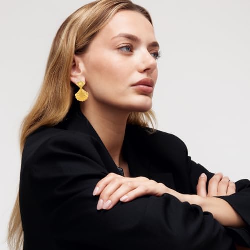 Gold/Silver Shell Dangle Earrings for Women Seashell Drop Dangle Earrings Ocean Beach Earrings Summer Jewelry - color: Gold A