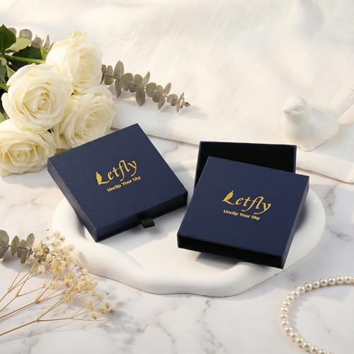 LETFLY Initial Necklaces for Women Men, 18K Gold Plated Letter Cross Pendant Necklace Alphabets A-Z Figaro Chain Jewelry Gifts - color: Square, style: Letter O