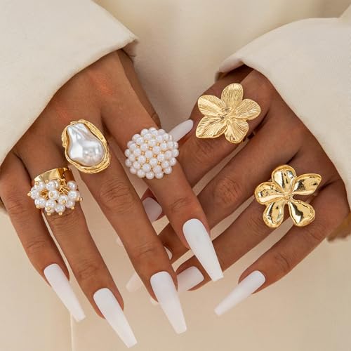 Chunky Gold Rings for Women Non Tarnish Statement Flower Ring Baroque Pearl Stackable Rings Set 6Pcs Chunky Jewelry - color: Gold 6