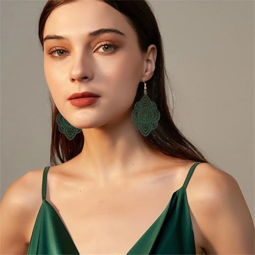Bohemian Wood Earrings Natural Retro Lightweight Hollow Pattern Geometric Wooden Dangle Drop Earrings Statement Vintage Jewelry - color: Green Earrings