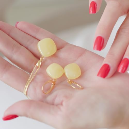 Leverback Dangle Earrings for Women – Gold-Plated 925 Silver Drop Earrings with Natural Yellow Baltic Amber Piece, Lightweight Jewelry with Secure Closure for Everyday Elegance - color: Yellow Cushion
