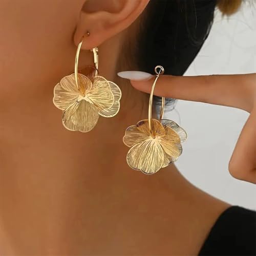 Dainty Gold Boho Textured Flower Hoop Earring for Women, Statement Unique Ginkgo Leaf Floral Petal Drop Dangle Earrings Vintage Party Holiday Jewelry