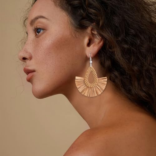 Boho Summer Beach Earrings for Women Lightweight Straw Wicker Earring Statement Raffia Fan Round Tassel Dangle Drop Earrings Hawaii Jewelry - style: Brown Teardrop