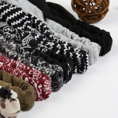 WOVOWOVO 8 Pcs Hair Scarf Headband for Women Girls Non Slip Elastic Boho Triangle Head Scarf Bandana - color: Leopard Print