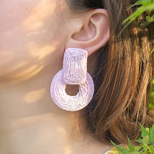 Statement Raffia Earrings Cute Boho Earrings Rattan Dangle Earrings Handmade Straw Wrap Earrings Summer Drop Dangling Earrings for Women Teen Girls - color: Pink