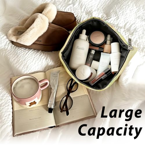 Cute Cat Flower Small Makeup Bag for Women, Kitty Cosmetic Zipper Travel Toiletry Bag for Daughters, Friends, Cats Girl & Women. Ideal Gifts For Travel, Birthdays, Graduation & Christmas. - color: 02-Cat(07)