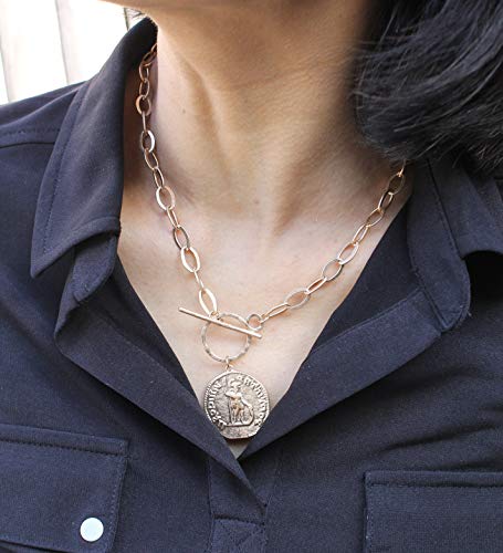 POMINA Chunky Thick Coin Necklace Trendy Fashion Statement Toggle Necklace Worn Gold Tone Pendant Thick Link Chain Layered Pearl Necklace - color: Coin_Worn Gold