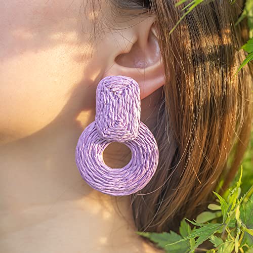 Statement Raffia Earrings Cute Boho Earrings Rattan Dangle Earrings Handmade Straw Wrap Earrings Summer Drop Dangling Earrings for Women Teen Girls - color: Purple