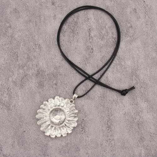 Chunky Necklace for Women Boho Pendant Necklace Statement Western Choker Necklaces for Women Vintage Bohemian Jewelry - style: Boho Pendant Necklace