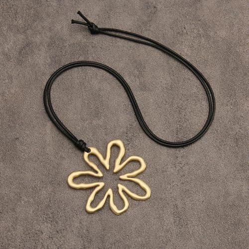 Leather Necklace for Women Vintage Boho Necklaces Black Cord Choker With Pendant Casual Chunky Leather Necklace Trendy - style: Boho Chunky Necklace