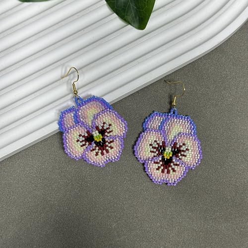 Handmade Seed Beaded Earrings, Lightweight Boho Fringe Dangle Earrings, Glass Bead Drop Jewelry for Everyday Wear & Party, Women Gifts - color: Cat face-Pink