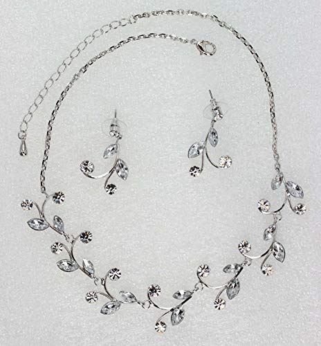 Faship Gorgeous Rhinestone Crystal Floral Necklace Earrings Set - color: Clear
