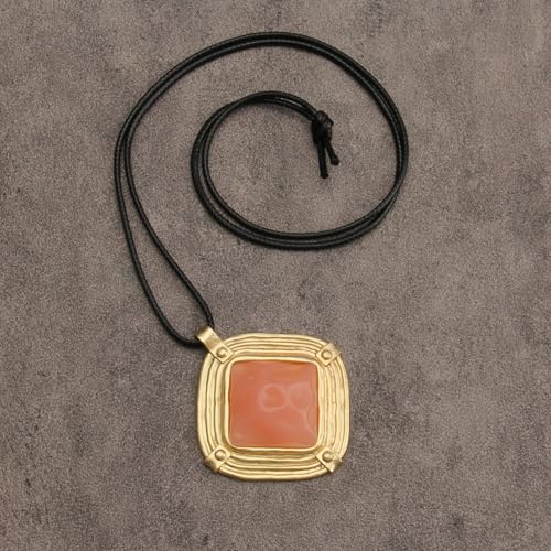 Jeilwiy Leather Necklace for Women Funky Necklace Choker String Cord Necklace with Pendant Boho Style Jewelry - style: Large Necklace