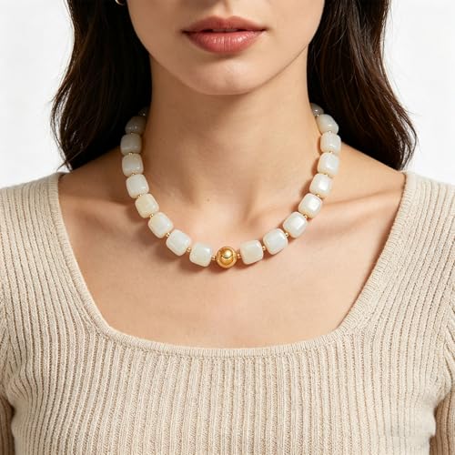 Chunky Colorful Beaded Necklaces for Women Big Bead Boho Choker Necklace Trendy Heart Statement Necklace Summer Beach Jewelry Mothers Day Gifts for Mom Daughter - color: Square White Choker