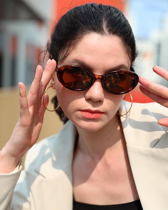 FEISEDY Sunglasses Womens, Retro Oval Cateye Sun Glasses Men, Small 90s Style B4128 - color: Tortoise