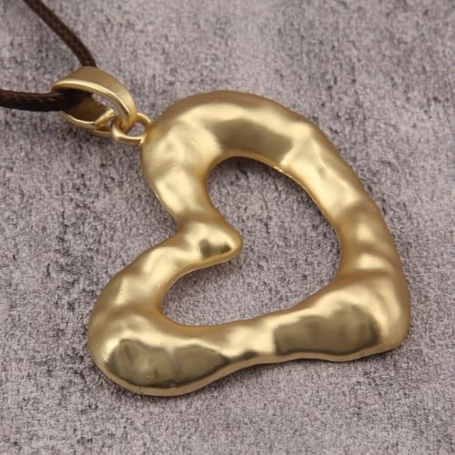 Leather Necklace for Women Vintage Boho Necklaces Black Cord Choker With Pendant Casual Chunky Leather Necklace Trendy - style: Large Heart Pendant Necklace