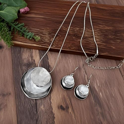 Boho Stud Earring Necklace Set,Vintage Jewelry Set,Trendy Dangle Disc Necklace Jewelry Sets for Women - color: Off-White