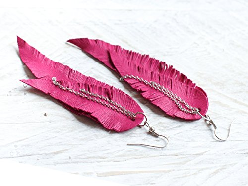 Black shiny Leather Feather Earrings for Women, Lightweight Minimal Boho Dangle Earrings, Small Simple Everyday Jewelry - color: Pink fuchsia
