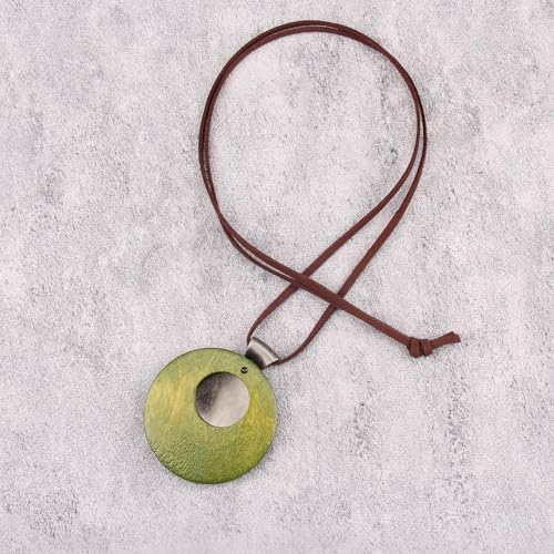 JAOYU Boho Necklace for Women Large Pendant Necklace Boho Long Choker Leather Gold Necklace Vintage Earthy Jewelry Trendy - style: Green Wooden Pendant