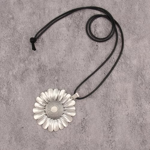 Chunky Necklace for Women Boho Pendant Necklace Statement Western Choker Necklaces for Women Vintage Bohemian Jewelry - style: Boho Pendant Necklace