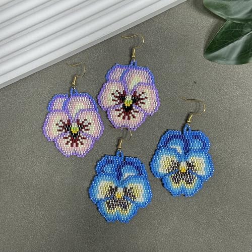 Handmade Seed Beaded Earrings, Lightweight Boho Fringe Dangle Earrings, Glass Bead Drop Jewelry for Everyday Wear & Party, Women Gifts - color: Cat face-Pink
