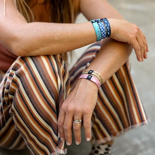 Hang Loose Bands - Southwestern Bracelet for Men, Women & Teens - Comfy Tribal Print and Boho - Western Style Reversible Wristband - Thunderbird | Medium: 7.5" (for large wrists)