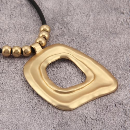 JAOYU Bohemian Necklaces for Women Leather Necklace Wood Pendant Choker Long Brown Necklace Chunky Circle Boho Hippie Jewelry - style: Boho Leather Choker