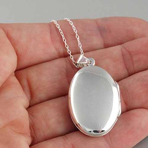 FashionJunkie4Life Sterling Silver Oval Locket Necklaces for Women, 18" Cable Chain - style: Woven Claddagh