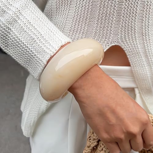 FAXHION Chunky Resin Acrylic Bangle Bracelets for Women, Colorful Wide Geometric Bangles Set, Statement Stackable Bracelet Jewelry Gift - color: Light Pink