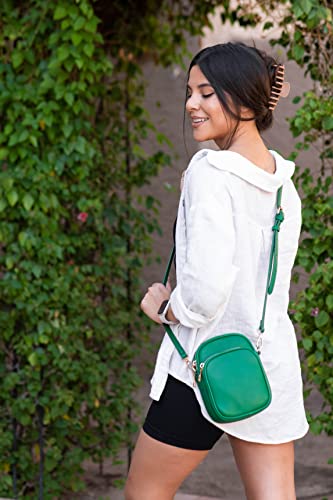 Mali+Lili, Josie Triple Zip Crossbody Bag - color: Fuchsia