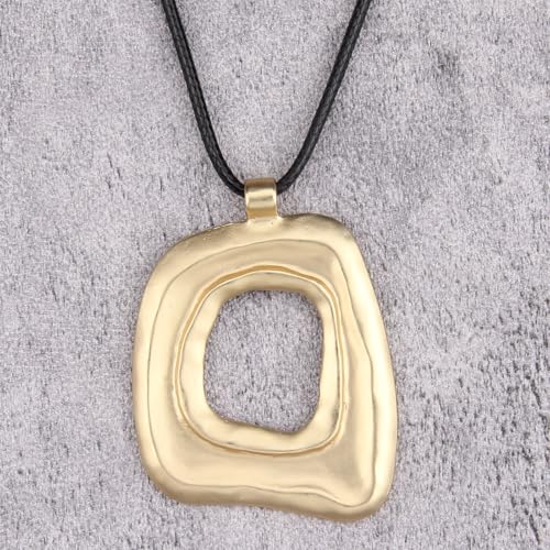 JAOYU Bohemian Necklaces for Women Leather Necklace Wood Pendant Choker Long Brown Necklace Chunky Circle Boho Hippie Jewelry - style: Big Pendant Necklace