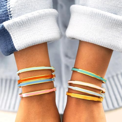 Remember Who The You Are Motivational Cuff Bracelet for Women, Stainless Steel Color Inspirational Bangle Bracelets with Engraved Hidden Message Jewelry for Sisters BFF Friends Gifts - color: Gold/Green 04