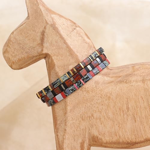 Sonateomber Tila Flat Beaded Stretch Stack Bracelets Set for Women, Trendy Stackable Colorful Glass Square Beads Bracelet Friendship Accessories Jewelry Gift - color: Gold Black Red Gray