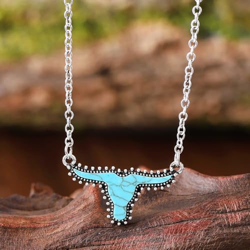 Western Necklaces Set for Women Choker Necklace Cowboy Cowgirl Boho Cow Pendant Necklace Southwest Tribal Adjustable Jewelry Accessories
