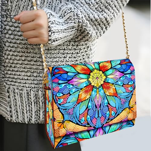 C'eitura DIY Mandala Diamond Art Painting Wooden Purse Kit with Chain, 5D Diamond Art Change Pouch, Handmade Craft for Women, Unique Gift Idea - color: SKB201
