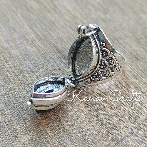 White Howlite Ring, Poison Box Ring, Marquise Stone Ring, White Turquoise Ring, Poison Ring, PillBox Ring, Openable Poison Ring, White Marble Ring, Handmade Poison Ring, Secret Stash Jewelry