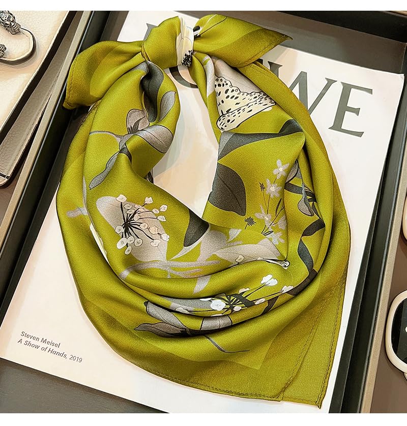 FEIBOON Mulberry Silk Scarfs Neck Scarf 21" Small Square Scarfs hair scarf bandana Neckerchief Headscarf for Women - color: Matcha Green